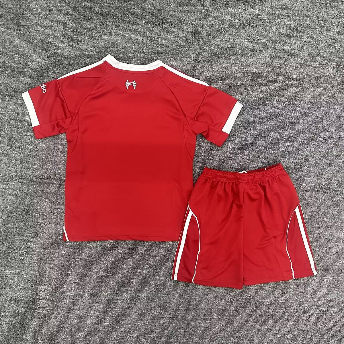 Kids Liverpool Home Kit 2025/26